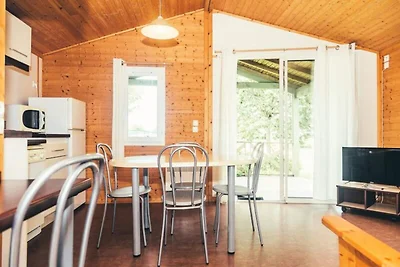 Chalet am Lac de Miel mit beheiztem Pool