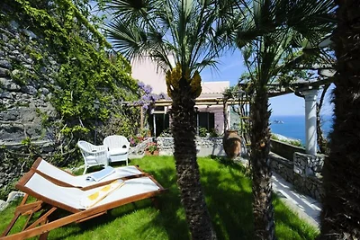 Villa in Praiano mit Meerblick und Whirlpool