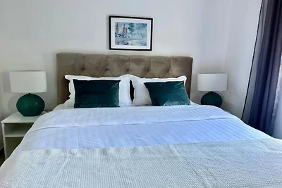 One Bedroom Apartment with Balcony (2)