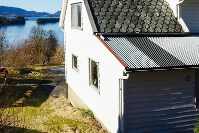 6 Personen Ferienhaus in LONEVÅG-By Traum