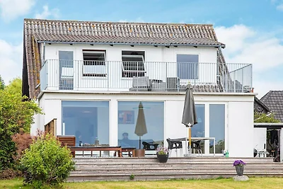 8 Personen Ferienhaus in Præstø
