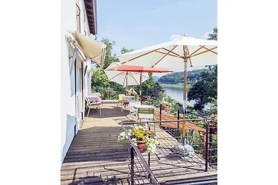 Apartamento vacacional en Pirna con piscina.