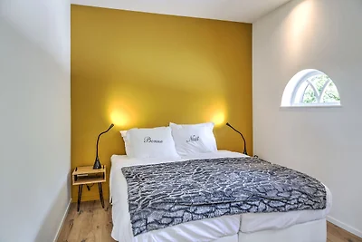 Attraente casa vacanze a Rijsbergen con giard...