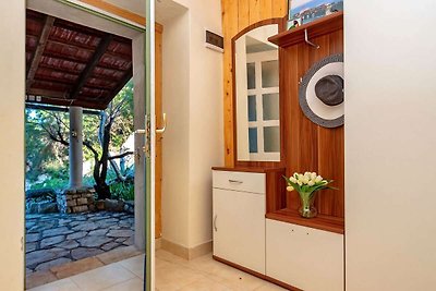 House Hidden Bay-One Bedroom Cottage with Ter...