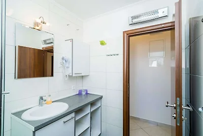 Villa Samba - Standard One-Bedroom Apartment ...