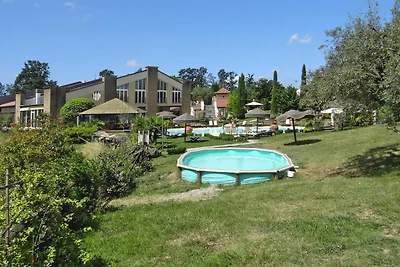 Wohnung in Vinci mit Pool & Wellness