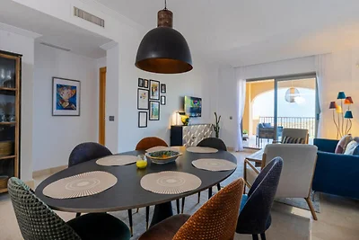 Apartment in Benahavís mit Infinity-Pool