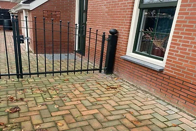 Zeer ruim appartement in verbouwde boerderij