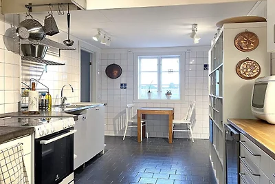 9 Personen Ferienhaus in LIDKÖPING-By Traum