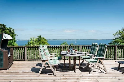 Casa a schiera in riva al mare