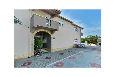 Apartment Kiara mit Pool