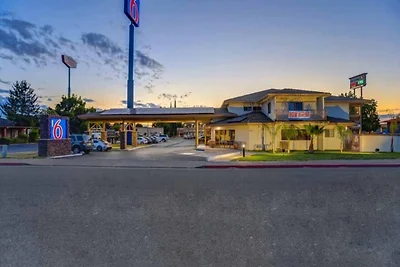 Motel 6 Anderson, Ca - Redding Airport_1