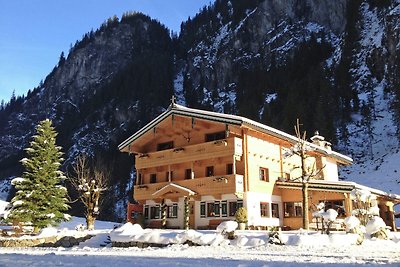 Ruim chalet in Tirol met prachtig uitzicht