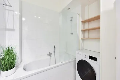 Moderne 3-Zimmer-Wohnung im Stadtzentrum, 1 M...