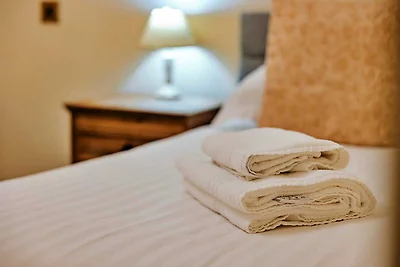 Cottage con 2 camere da letto a Dorrington, N...