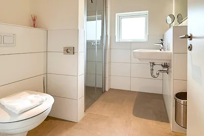 Vakantiehuis in Scandinavische stijl met saun...