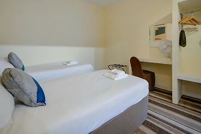 Superior Family Of 5 Room