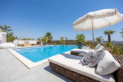 Privékamer in een luxe villa in Budens