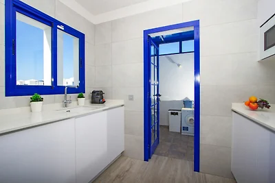 Casa di charme con piscina e vista sul mare