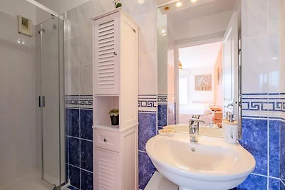 Apartment in Saint-Raphaël in Strandnähe