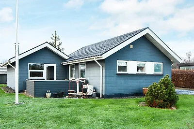 6 Personen Ferienhaus in Juelsminde-By Traum