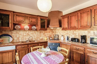 Schönes Ferienhaus mit privatem Pool