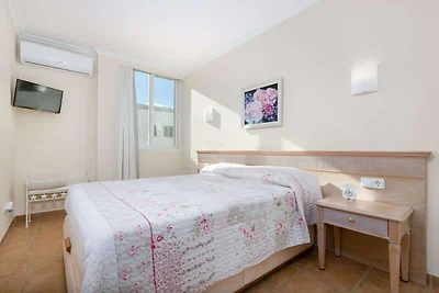 Bonanza 5 - Apartment In Colònia De Sant...