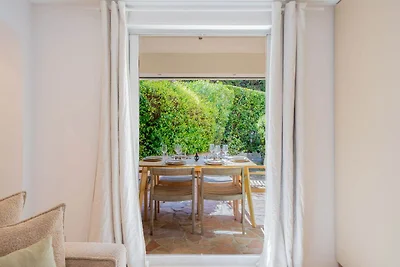 2-Zimmer-Wohnung in einer Residenz mit Pool -...