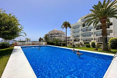 Ferienhaus in Nerja mit Meerblick & Pool
