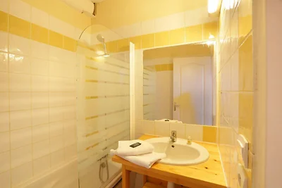Rijtjeshuizen in Sauve met Zwembad & Sauna