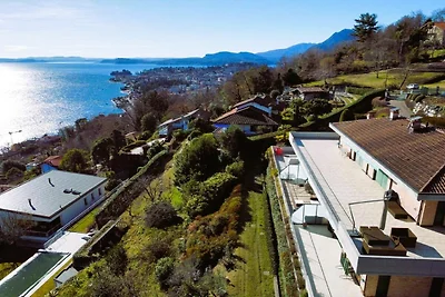 Wohnung in Verbania mit Seeblick