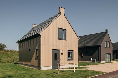 Luxusvilla mit Sauna am Wasser in einem...