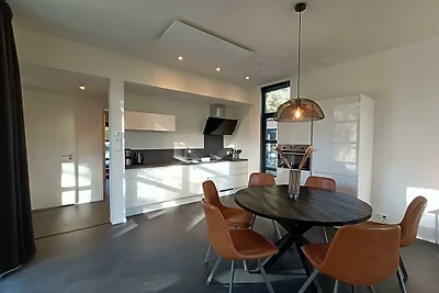 Ferienhaus in Arnhem mit Terrasse