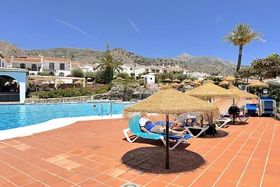 Reihenhaus in Nerja mit Meerblick & Pool