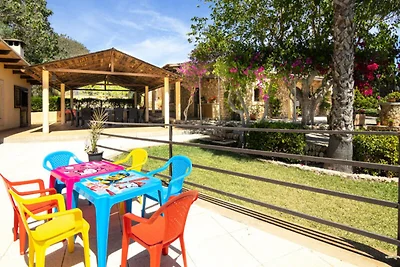 Villa in Llubà mit Pool und Tennisplatz