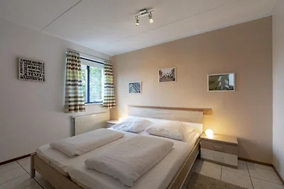 Squisita villa sulla spiaggia con piscina