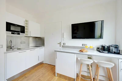 Gemütliche Wohnung -1BR-2P- Suresnes