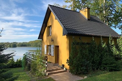 Casa de vacaciones en el lago Marchowo,...