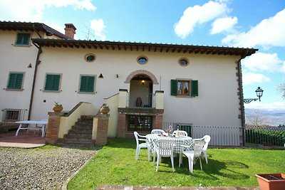 Appartement in Poppi met gedeelde bubbelbad