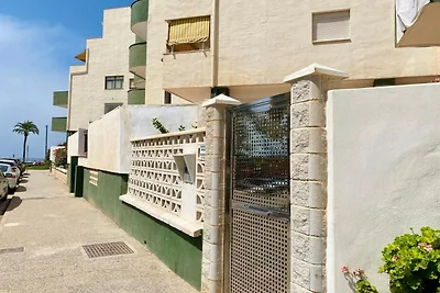 Ferienhaus am Strand mit Swimmingpool