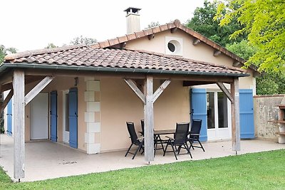 Schönes Ferienhaus mit Gemeinschaftspool