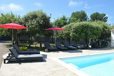 Moderna casa vacanze con ampio giardino e...