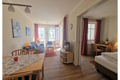 Gemütliche Ferienwohnung mit Balkon in Sellin