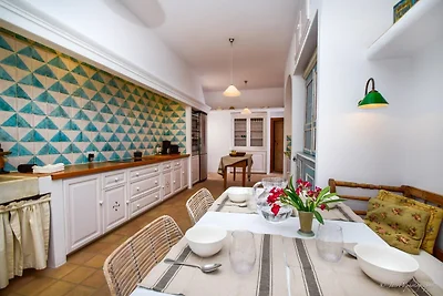 A Real Oasis in Colonial style