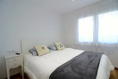 Apartment für vier Personen mit Swimmingpool
