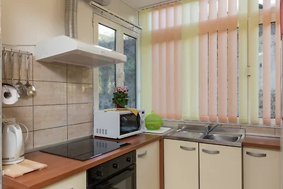Apartment Lolo - Two Bedroom Apartment with L...