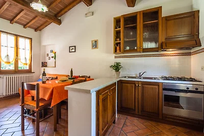 Bell'agriturismo con piscina  in Toscana