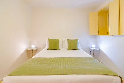 Charming 1-bedroom apartment in Porto