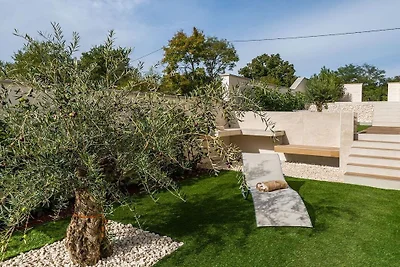 Villa in Svetvincenat mit Schwimmbecken