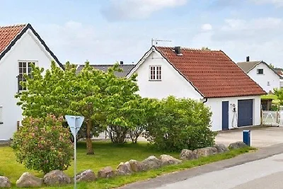 4 Sterne Ferienhaus in åHUS-By Traum